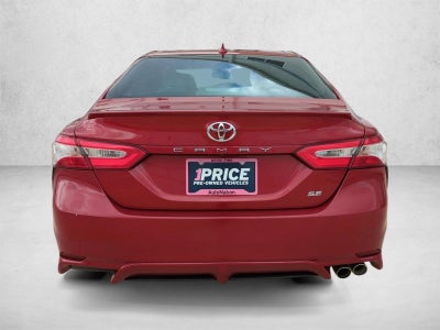 2020 Toyota Camry SE Auto (SE)
