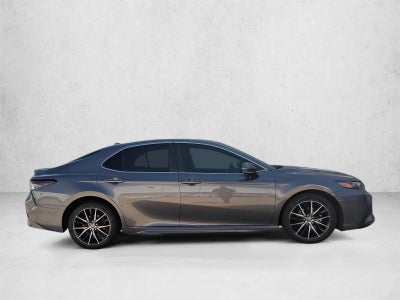 2023 Toyota Camry SE Auto (SE)