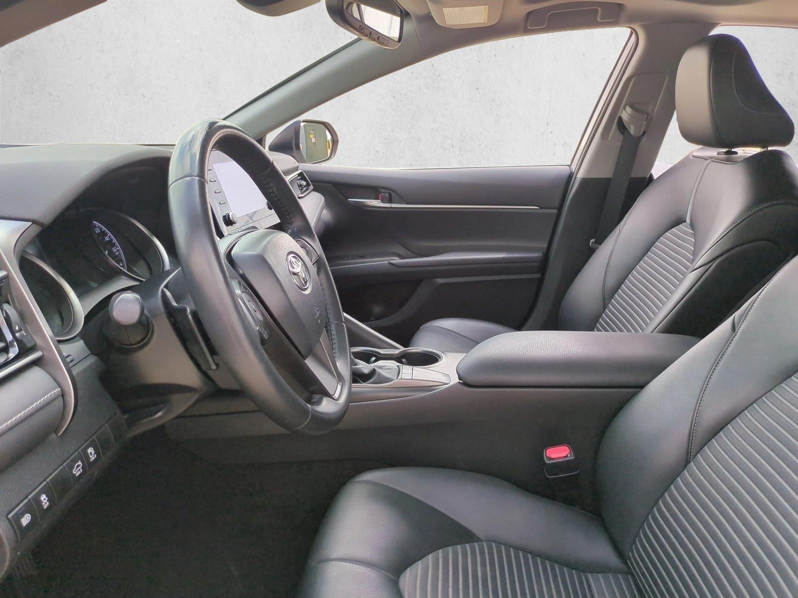 2023 Toyota Camry SE Auto (SE)