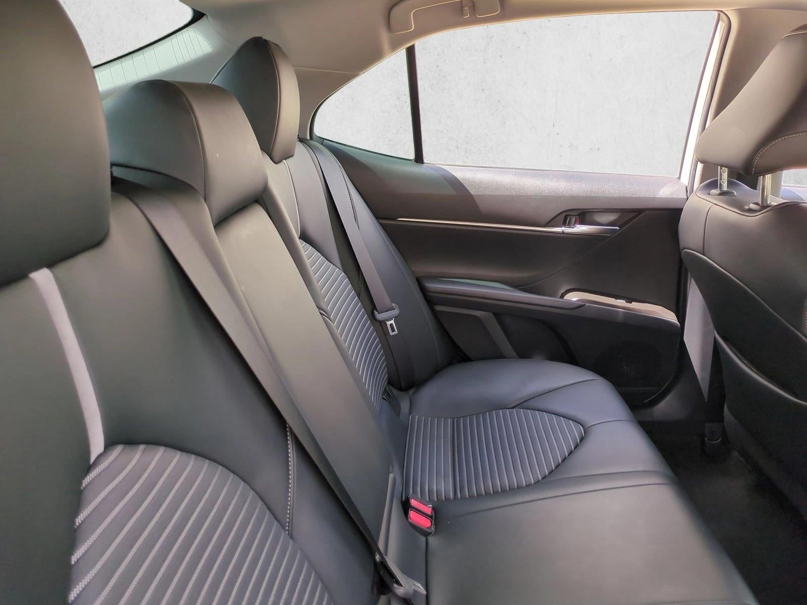 2023 Toyota Camry SE Auto (SE)