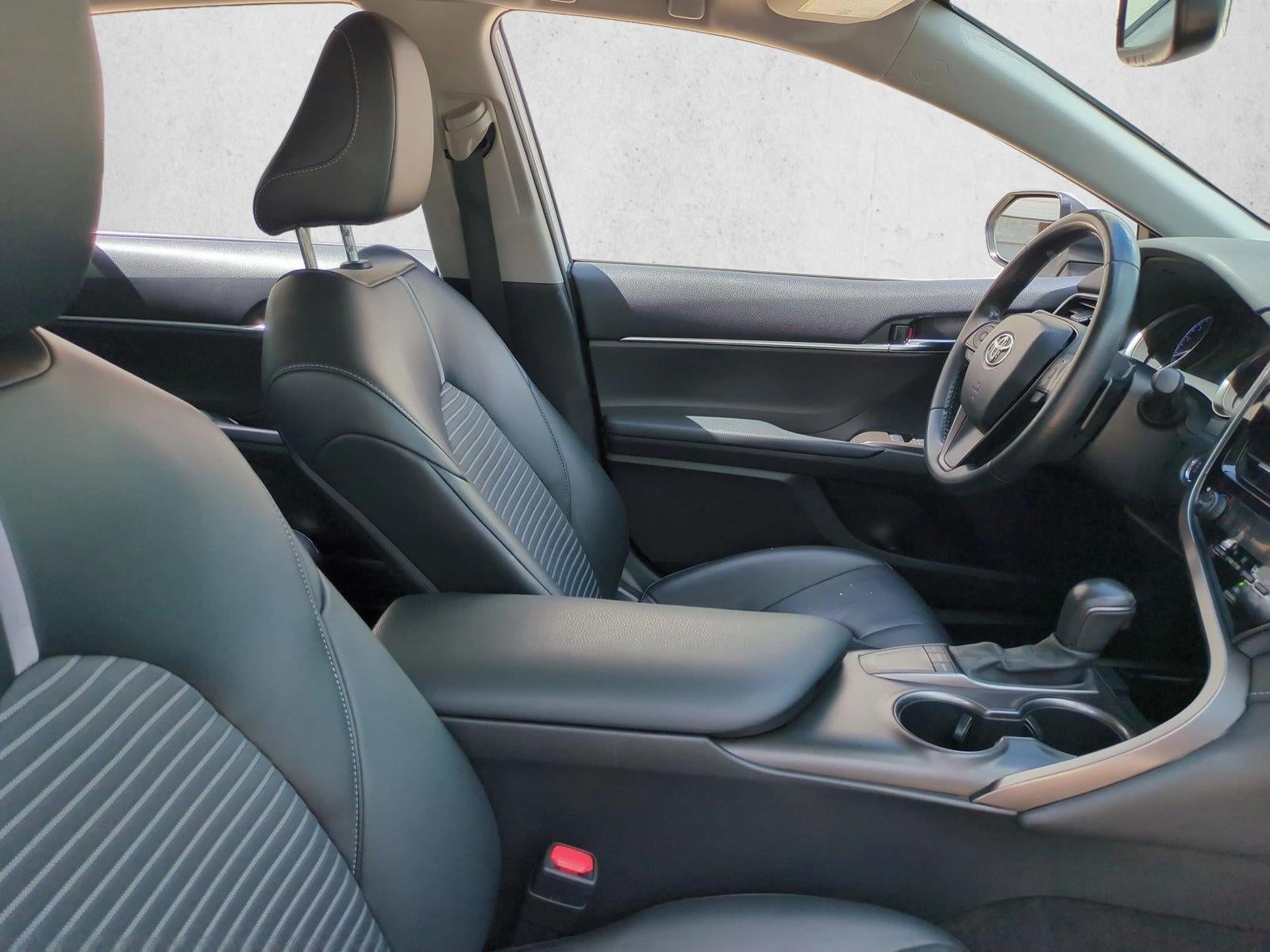 2023 Toyota Camry SE Auto (SE)