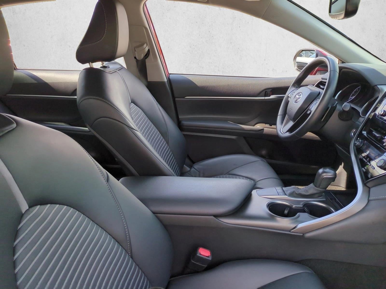 2024 Toyota Camry SE Auto (SE)