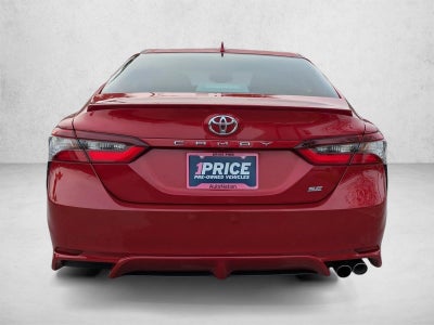 2022 Toyota Camry SE Auto (SE)