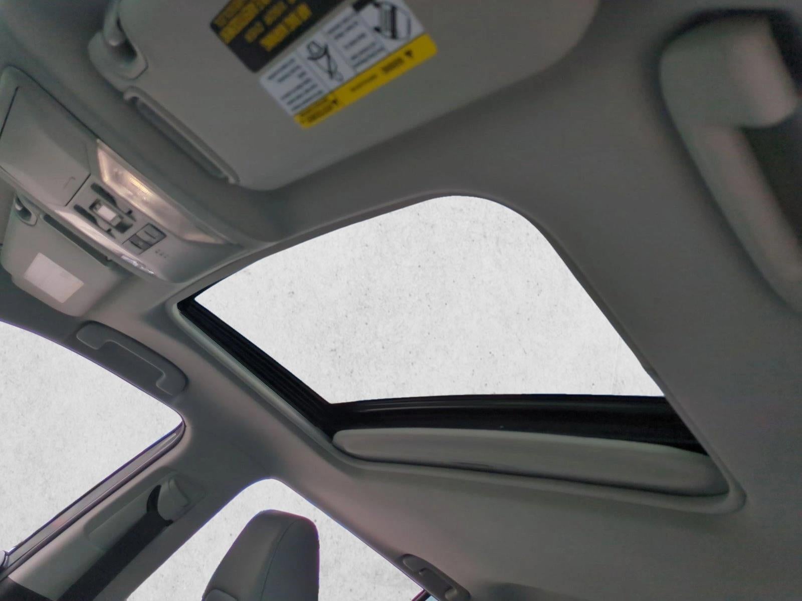 2022 Toyota RAV4 Hybrid XLE Premium AWD (Natl)