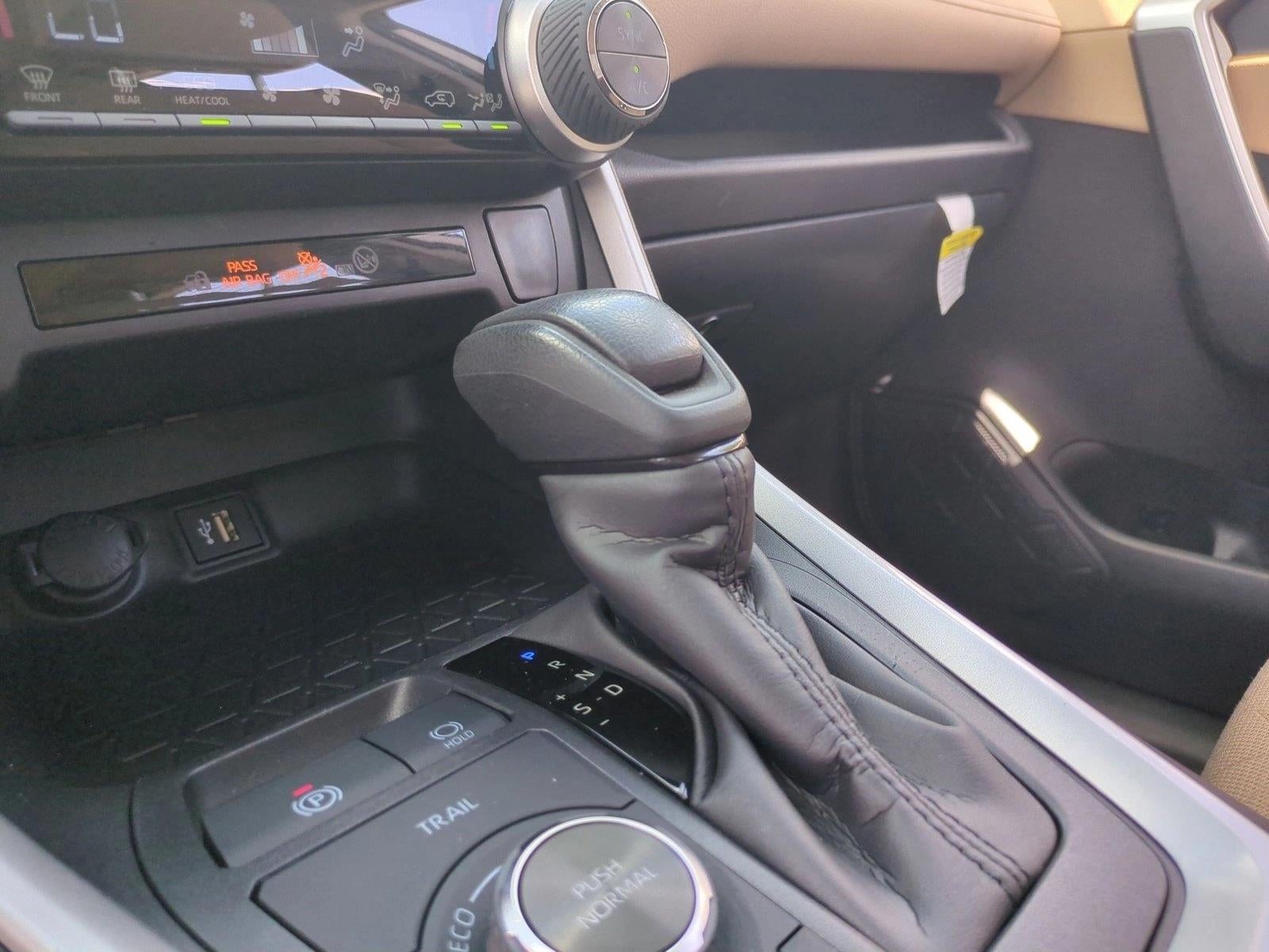 2025 Toyota RAV4 Hybrid XLE AWD (Natl)