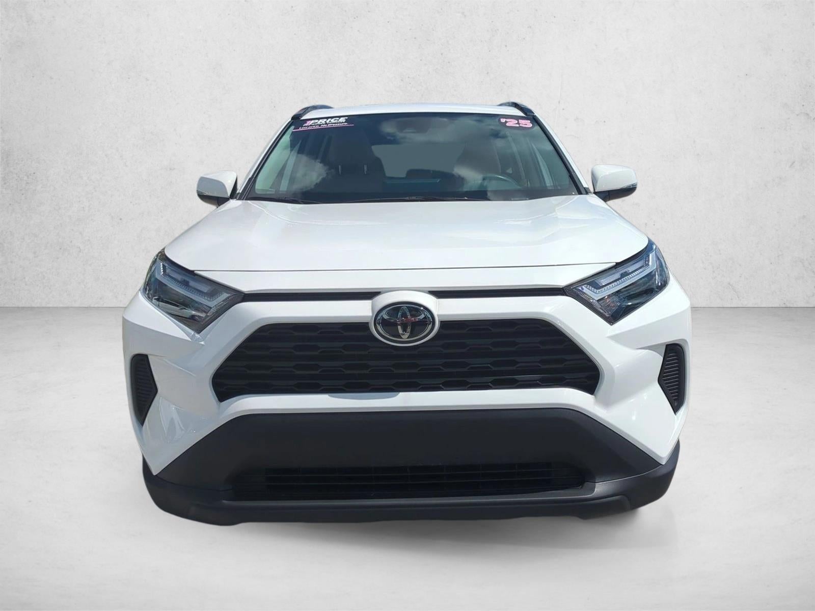 2025 Toyota RAV4 Hybrid XLE AWD (Natl)