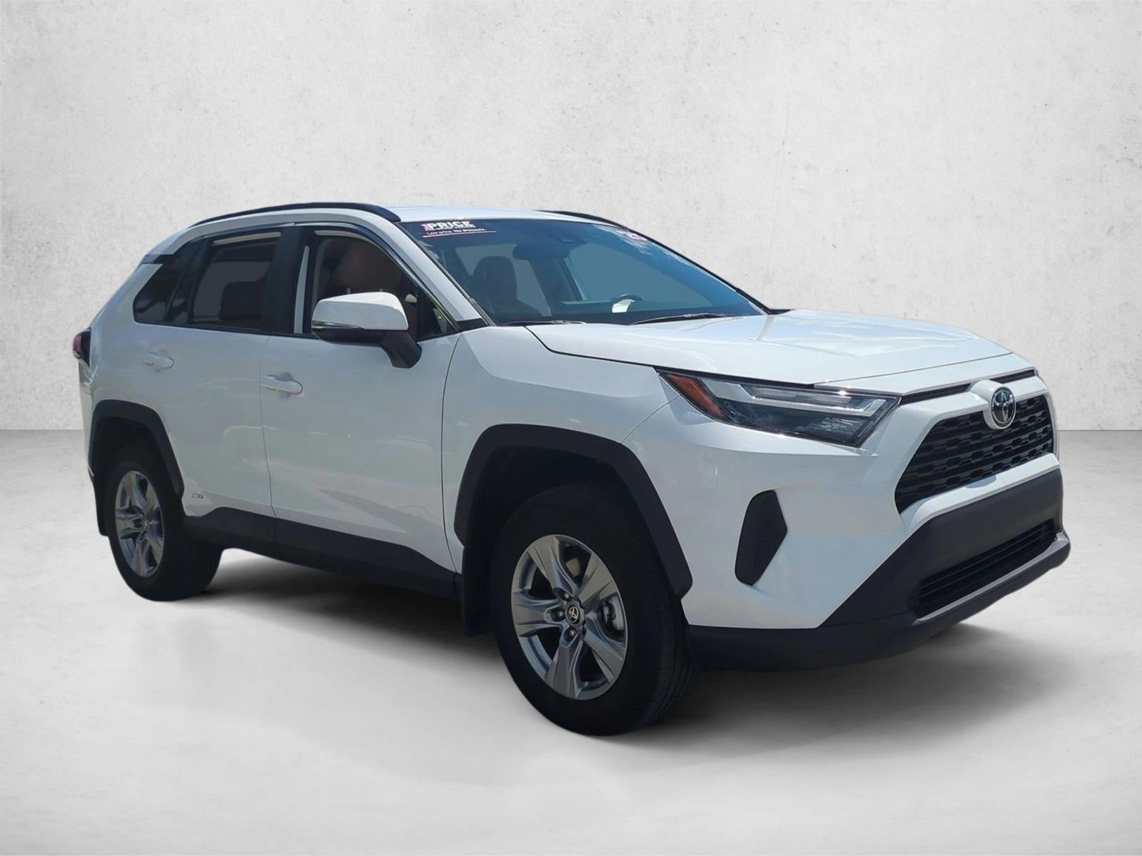2025 Toyota RAV4 Hybrid XLE AWD (Natl)