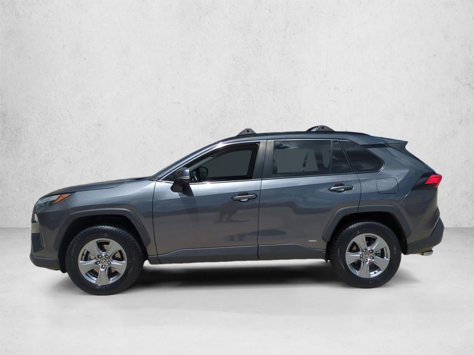 2022 Toyota RAV4 Hybrid XLE AWD (Natl)