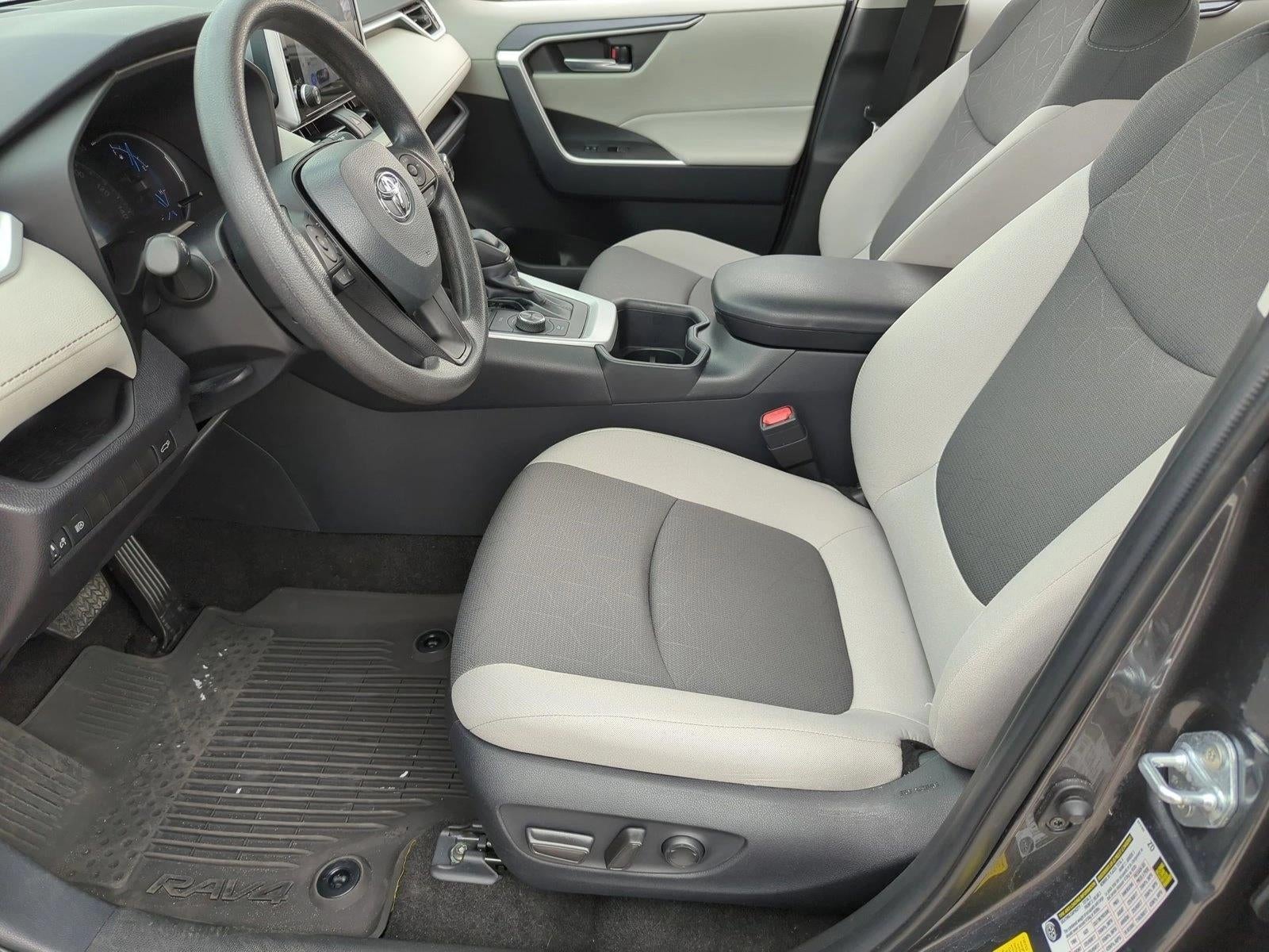 2025 Toyota RAV4 Hybrid XLE AWD (Natl)