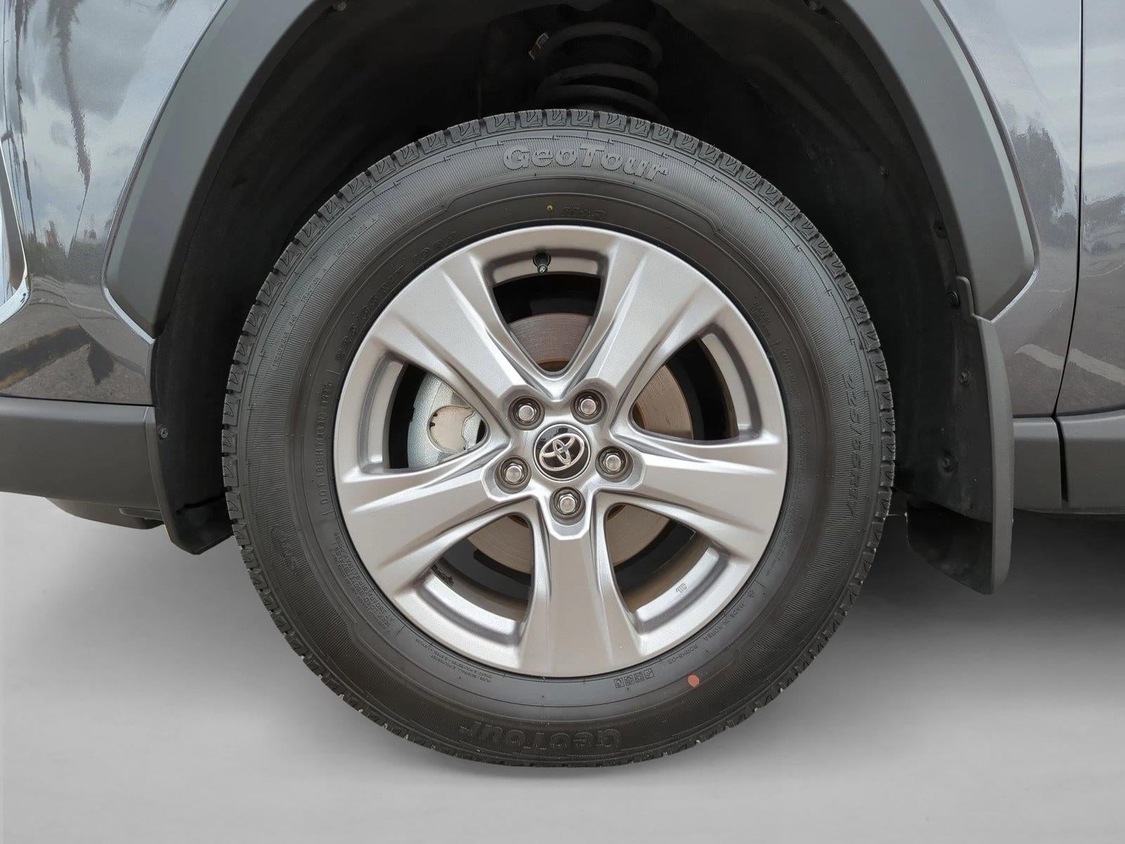 2025 Toyota RAV4 Hybrid XLE AWD (Natl)