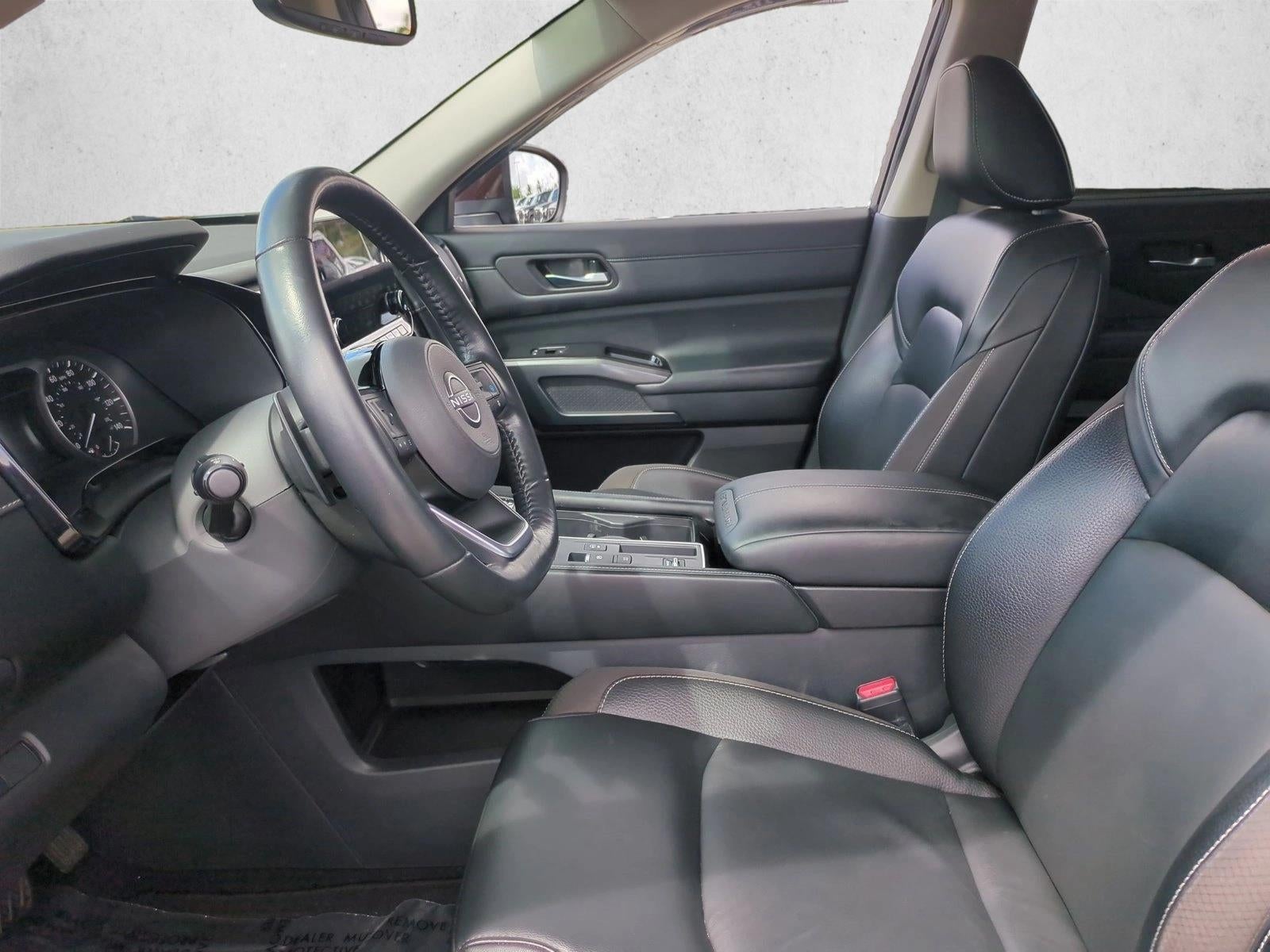 2022 Nissan Pathfinder SL 2WD