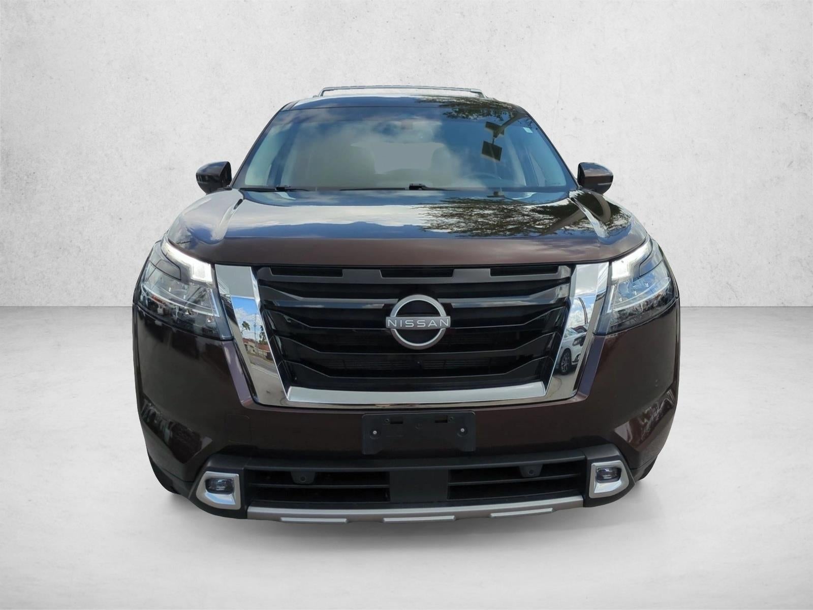 2022 Nissan Pathfinder SL 2WD