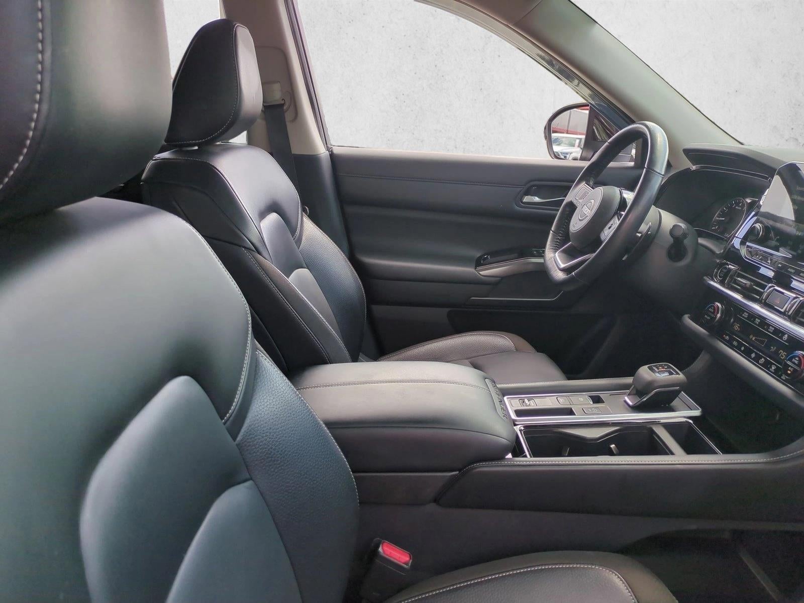 2022 Nissan Pathfinder SL 2WD