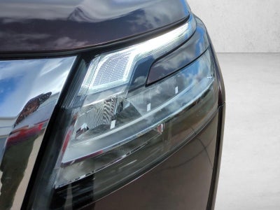 2022 Nissan Pathfinder SL 2WD