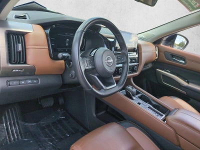2024 Nissan Pathfinder Platinum 2WD