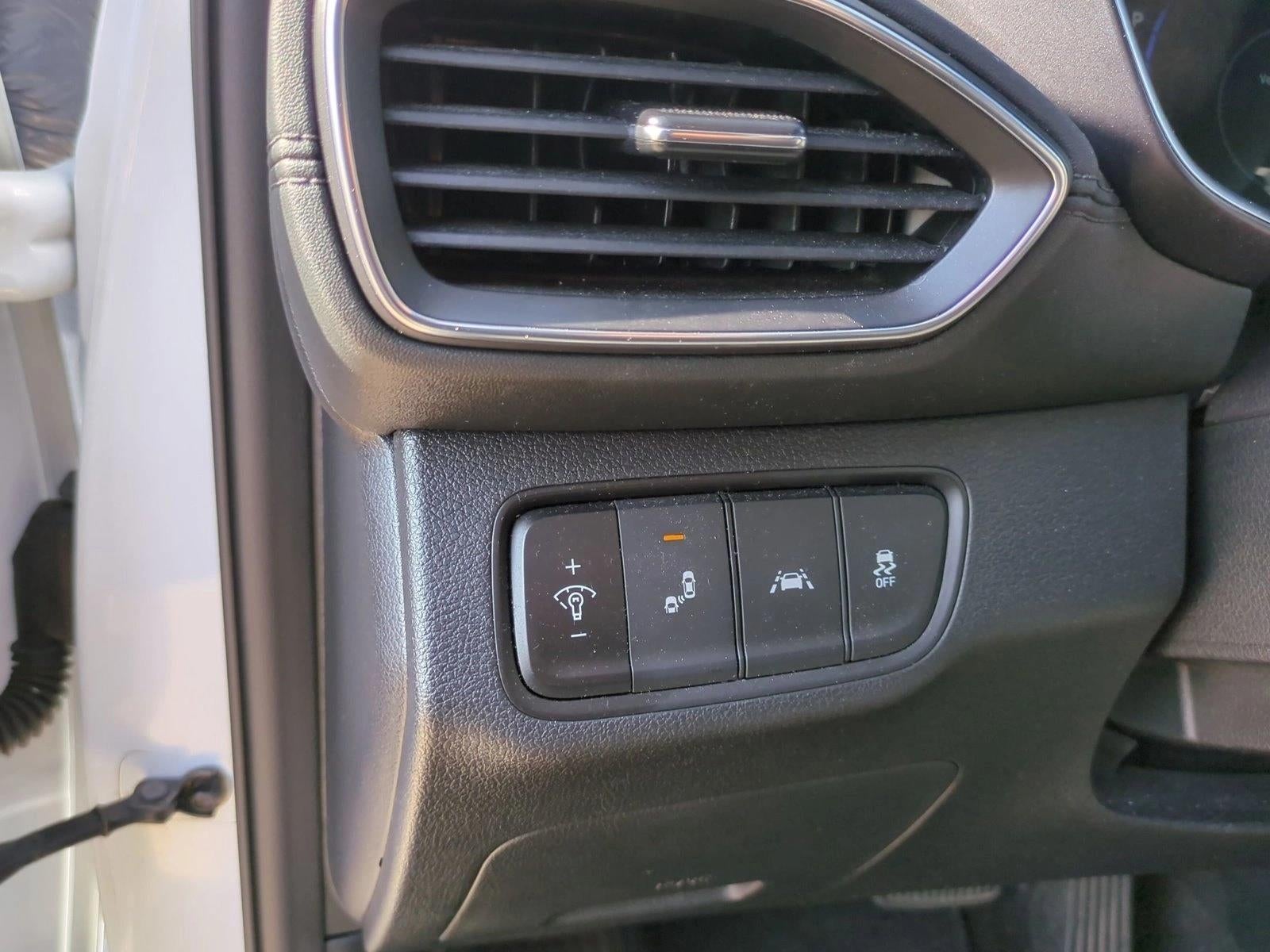 2020 Hyundai SANTA FE SEL 2.4L Auto FWD