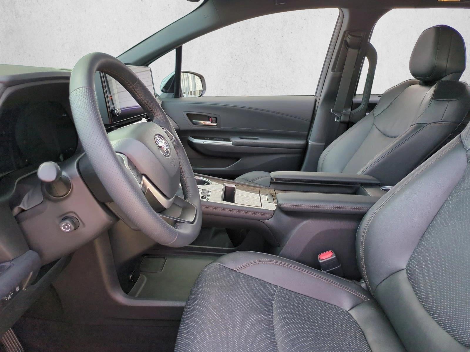 2025 Toyota Sienna Platinum AWD 7-Passenger (GS)