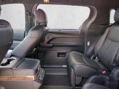 2025 Toyota Sienna Platinum AWD 7-Passenger (GS)