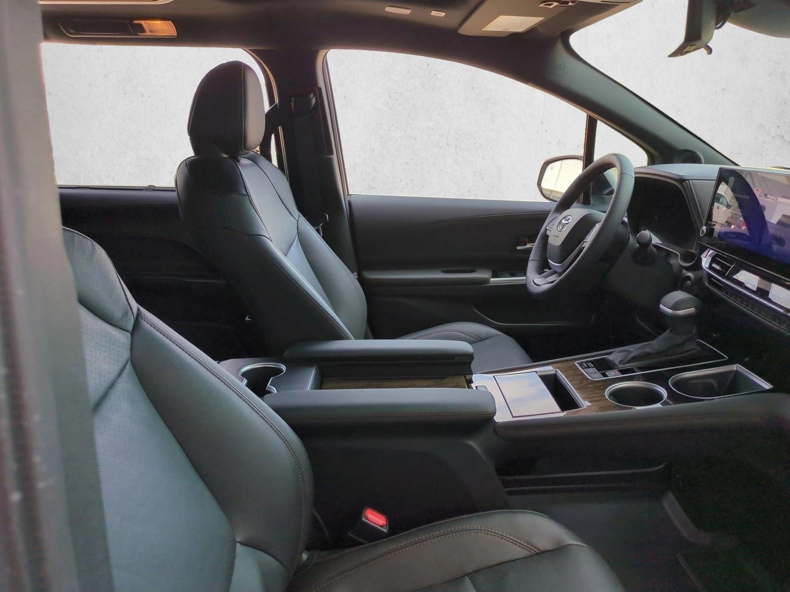 2025 Toyota Sienna Platinum AWD 7-Passenger (GS)