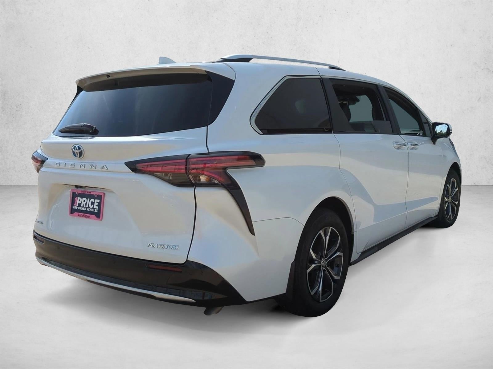 2025 Toyota Sienna Platinum AWD 7-Passenger (GS)