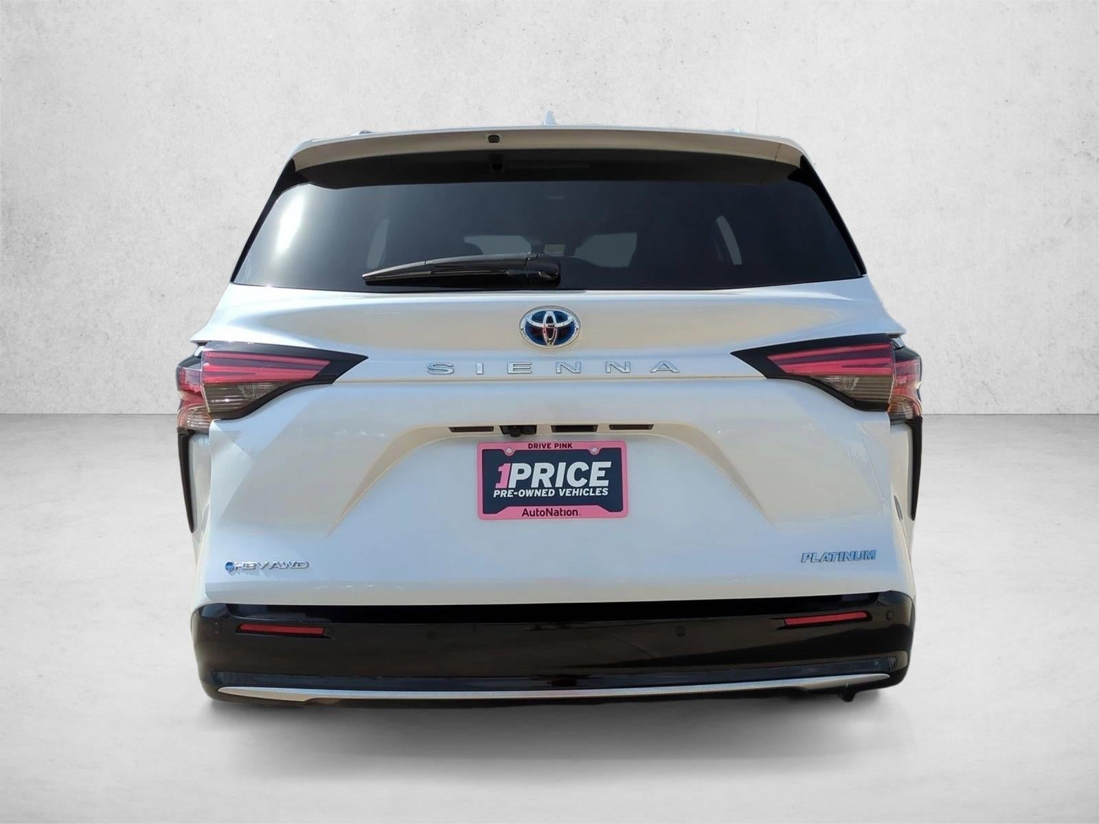 2025 Toyota Sienna Platinum AWD 7-Passenger (GS)