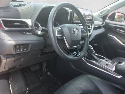2022 Toyota Highlander Platinum FWD (Natl)