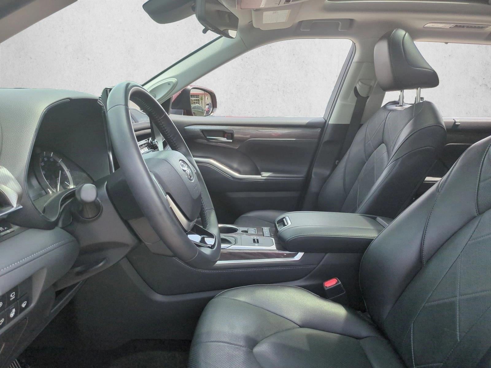 2022 Toyota Highlander Platinum FWD (Natl)