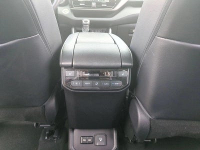 2022 Toyota Highlander Platinum FWD (Natl)