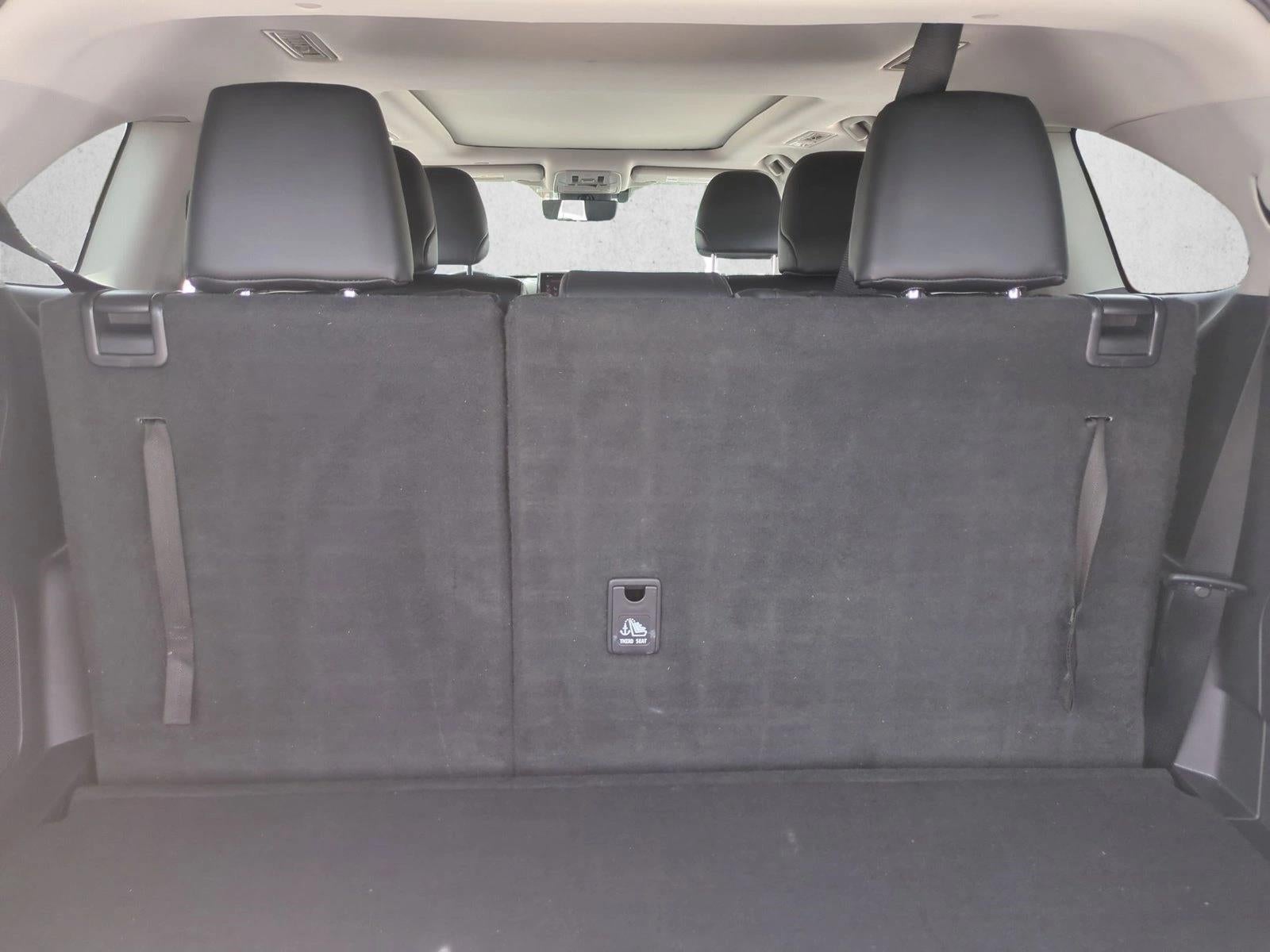 2022 Toyota Highlander Platinum FWD (Natl)