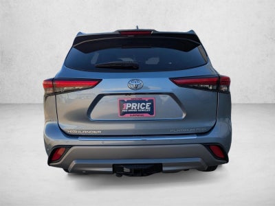 2022 Toyota Highlander Platinum AWD (Natl)