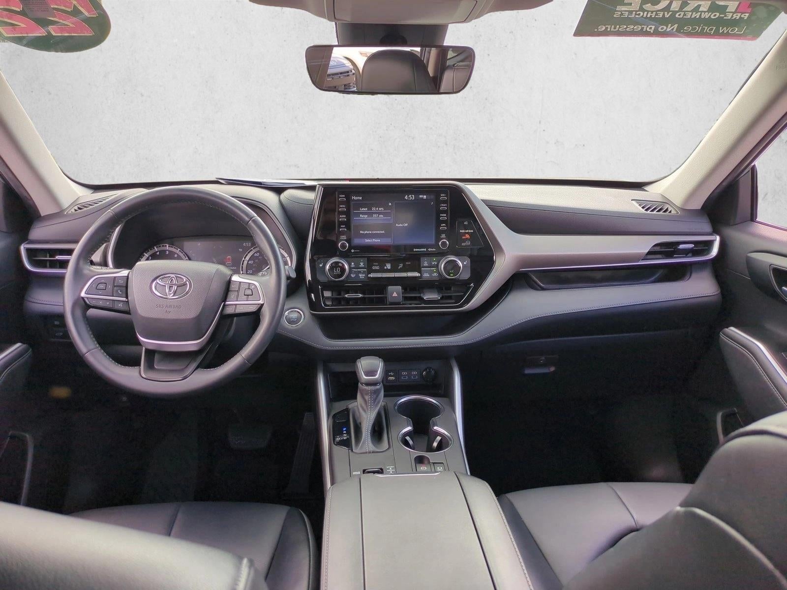 2022 Toyota Highlander XLE FWD (Natl)