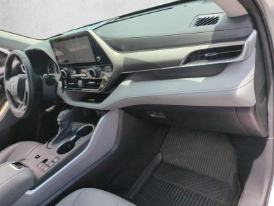 2023 Toyota Highlander XLE FWD (Natl)