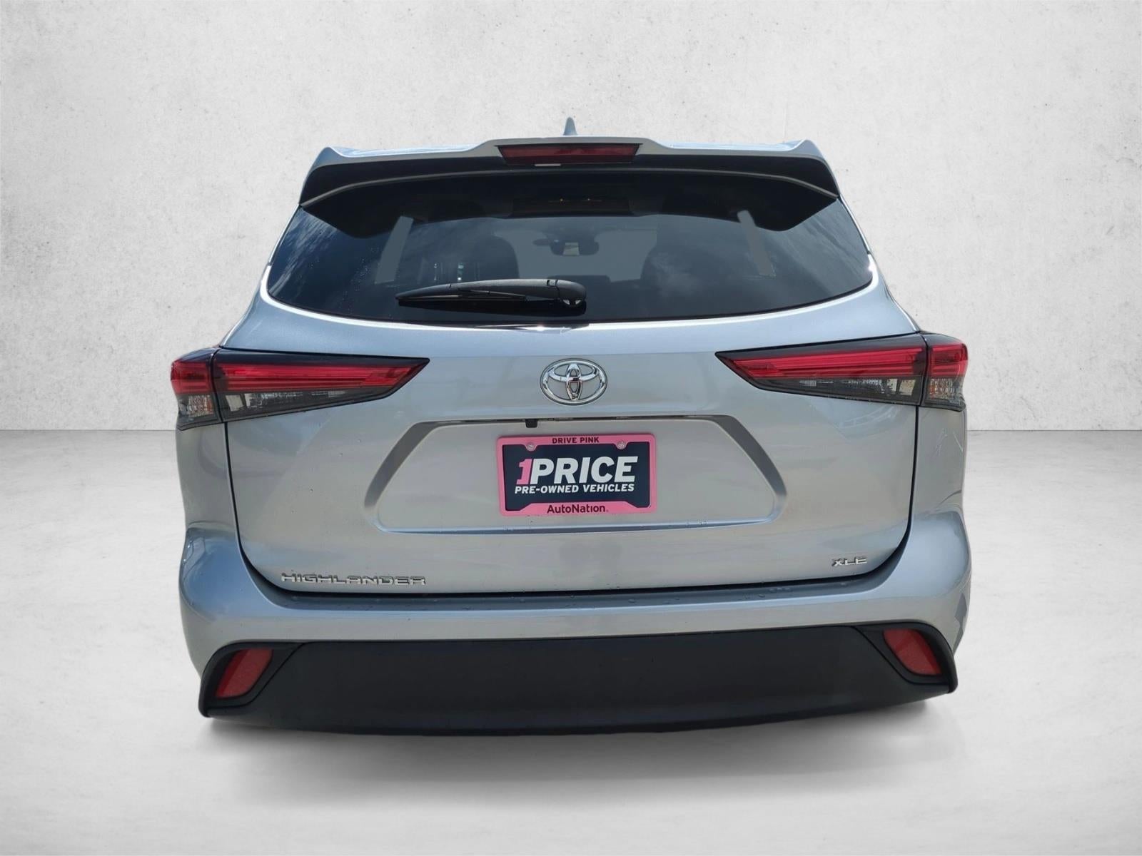 2023 Toyota Highlander XLE FWD (Natl)
