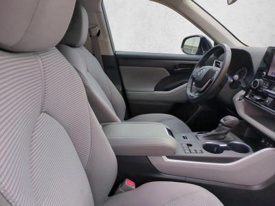 2023 Toyota Highlander LE FWD (GS)
