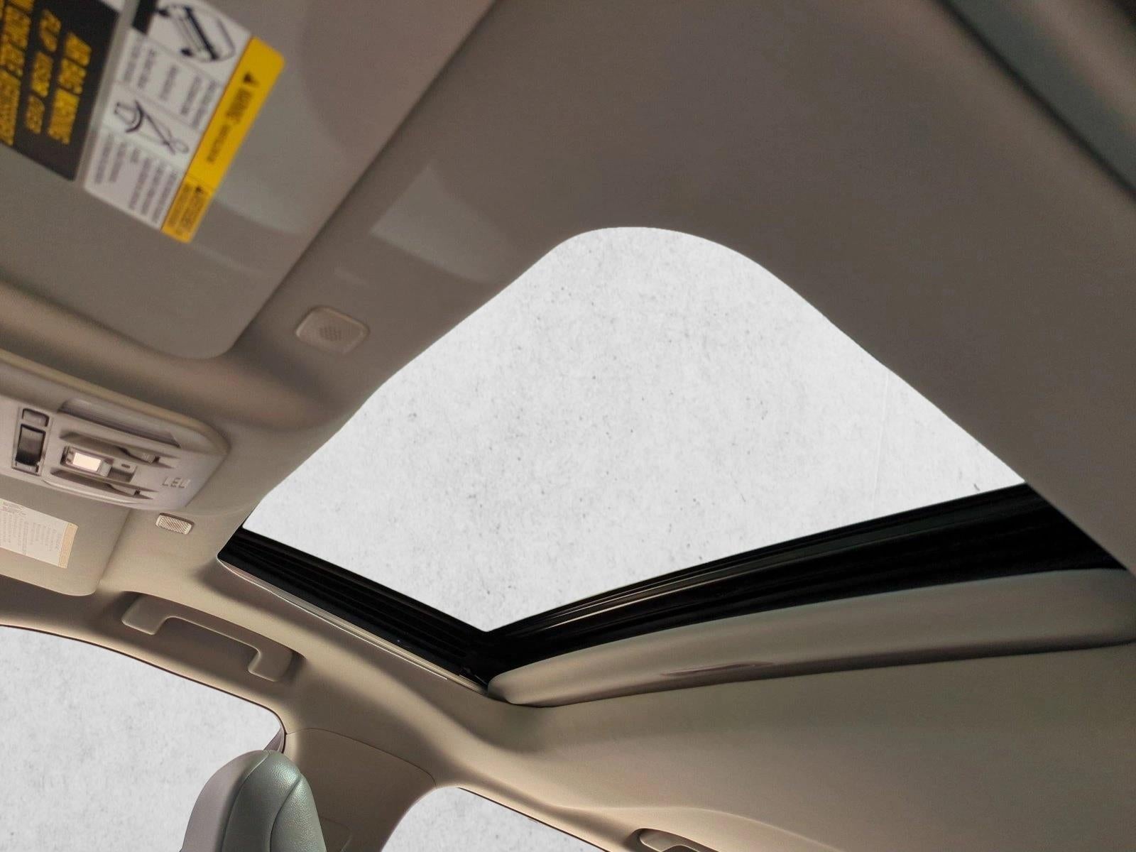 2023 Toyota Highlander XLE FWD (Natl)