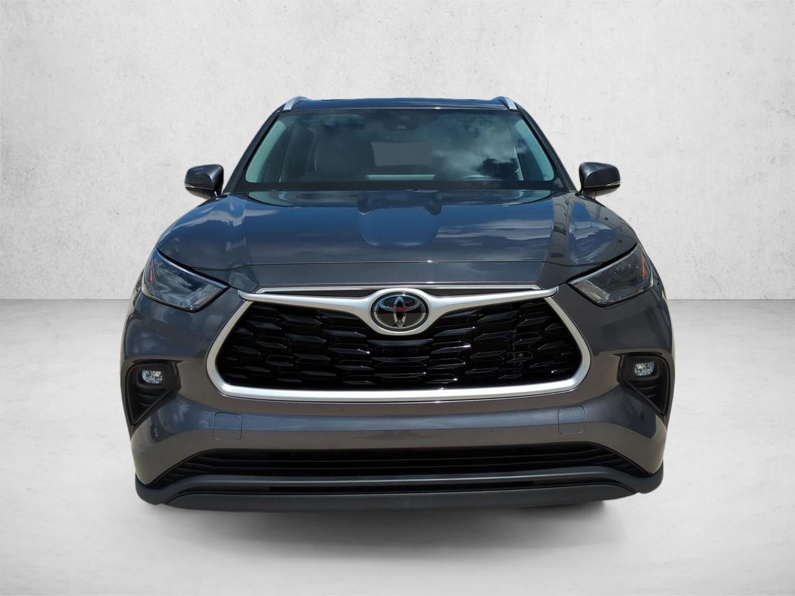 2023 Toyota Highlander XLE FWD (Natl)