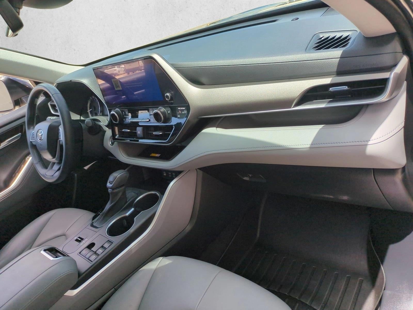 2023 Toyota Highlander XLE FWD (Natl)