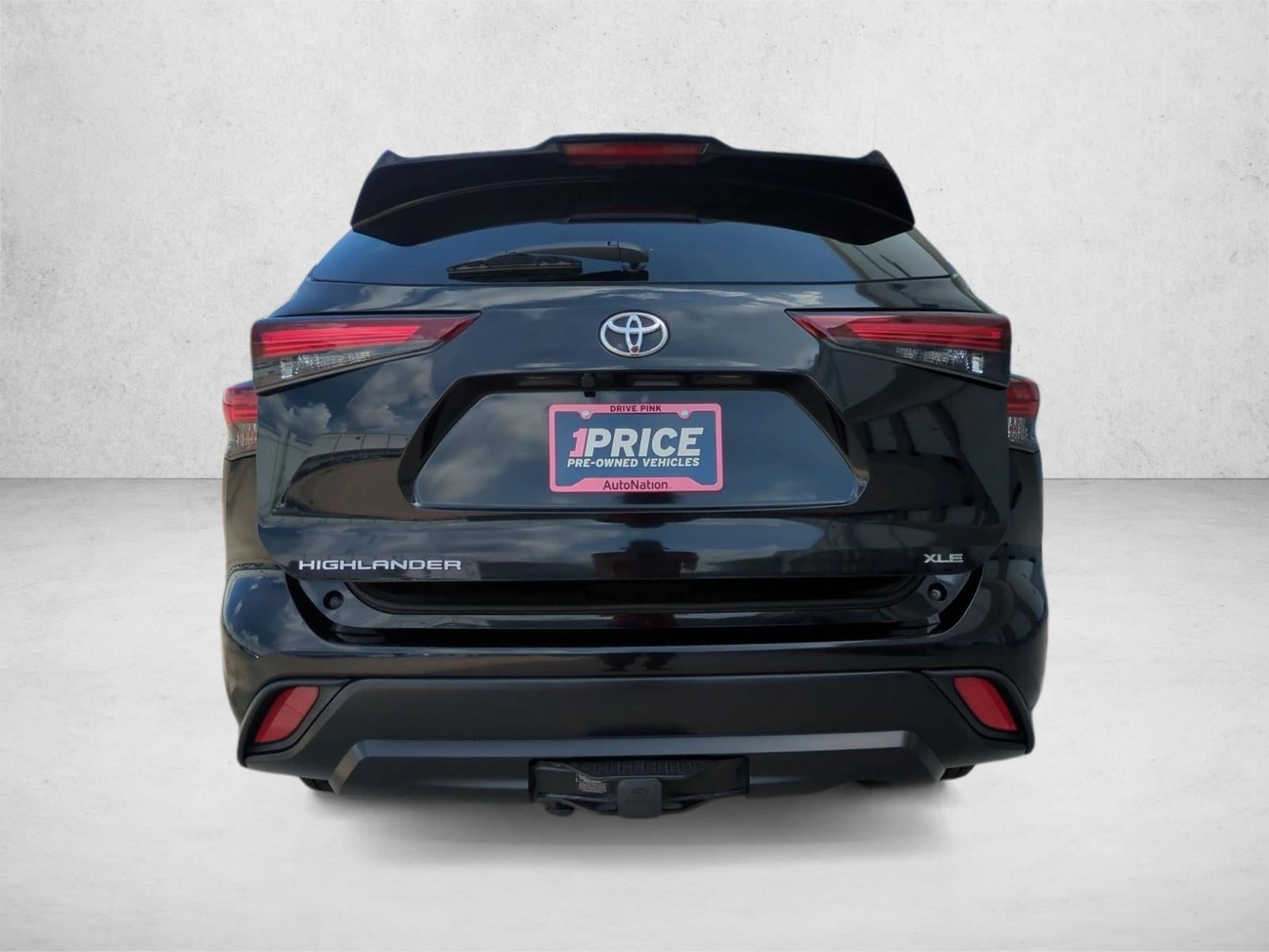 2024 Toyota Highlander XLE FWD (Natl)