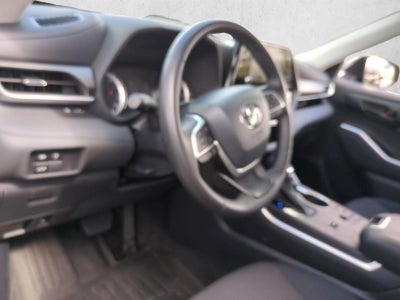 2023 Toyota Highlander LE FWD (GS)