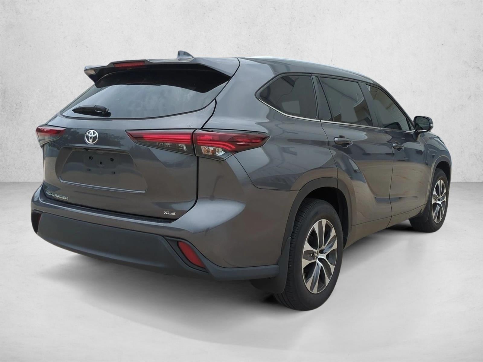 2024 Toyota Highlander XLE FWD (Natl)