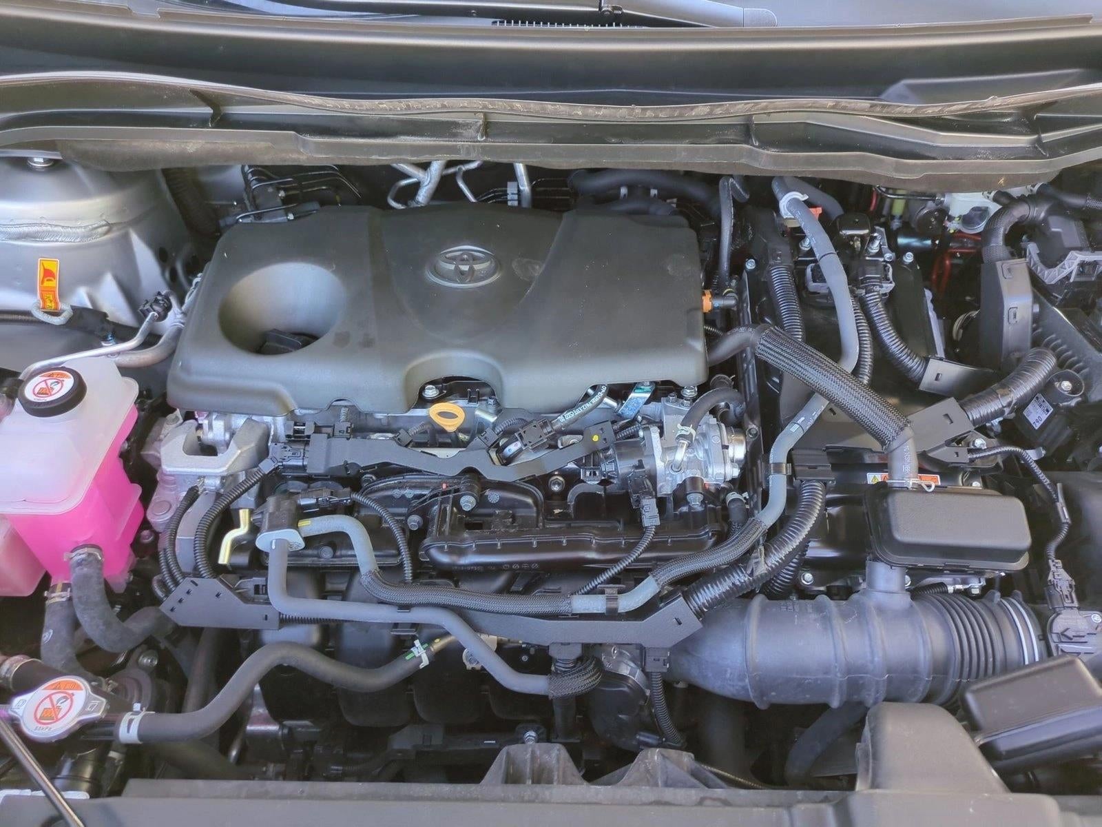 2025 Toyota Sienna XLE FWD 8-Passenger (Natl)