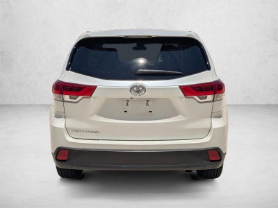 2018 Toyota Highlander LE I4 FWD (Natl)