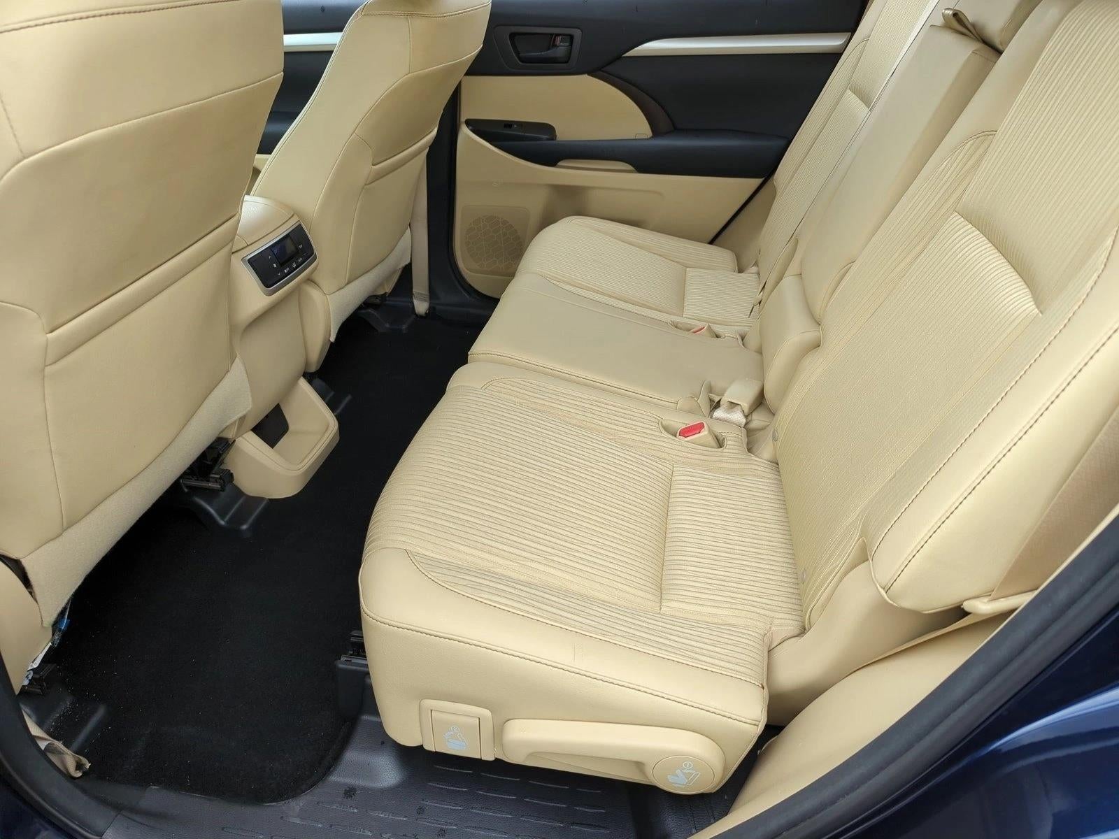 2014 Toyota Highlander FWD 4dr V6 LE Plus (SE)