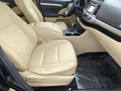 2014 Toyota Highlander FWD 4dr V6 LE Plus (SE)