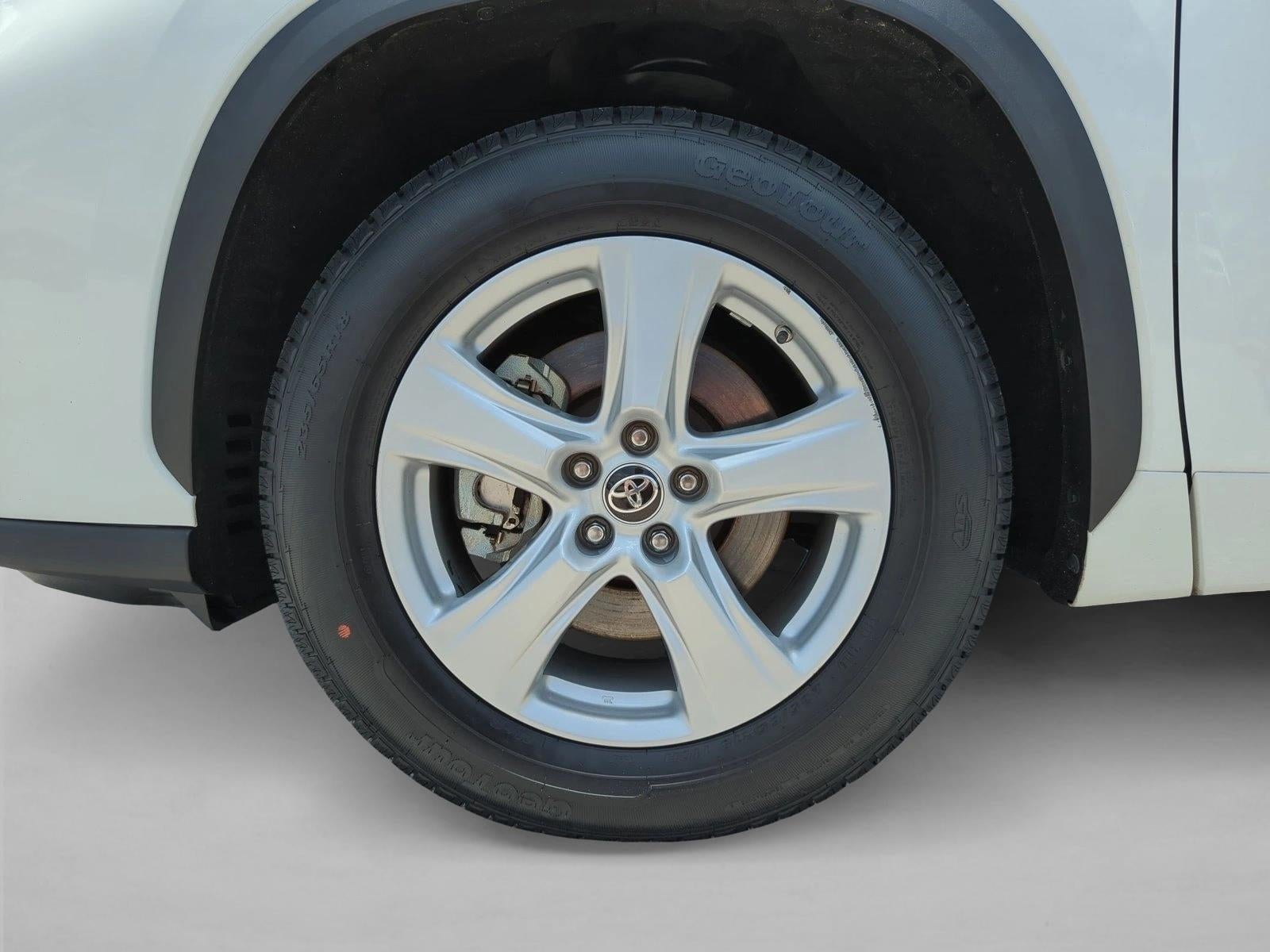 2021 Toyota Highlander LE FWD (GS)