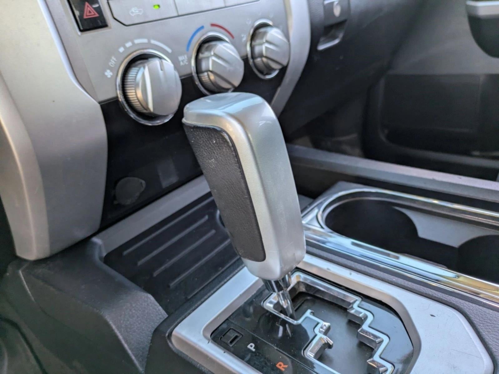 2019 Toyota Tundra 2WD 2WD SR5 CrewMax 5.5' Bed 5.7L (SE)