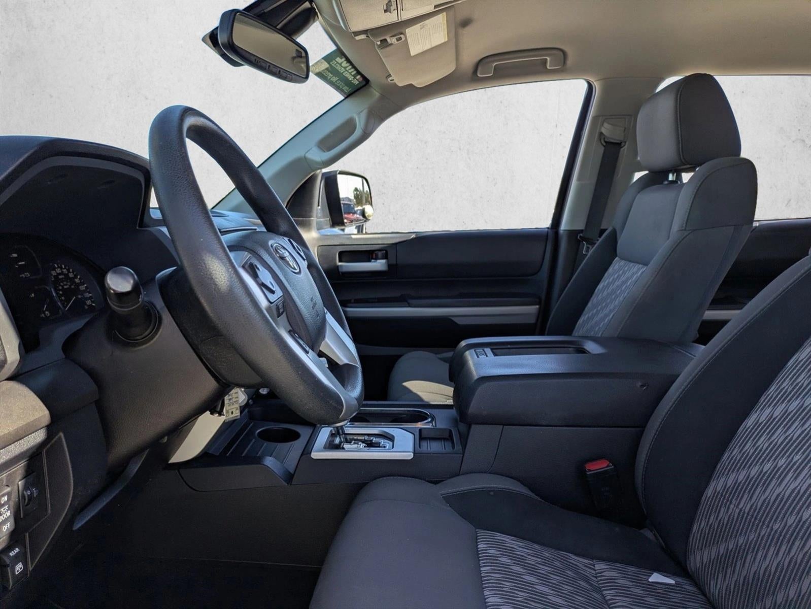 2019 Toyota Tundra 2WD 2WD SR5 CrewMax 5.5' Bed 5.7L (SE)