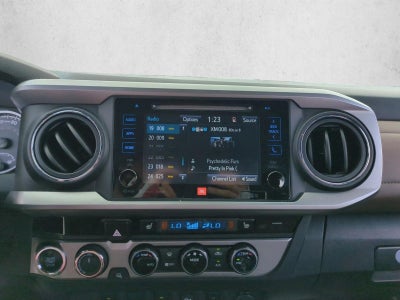 2016 Toyota Tacoma 4WD Double Cab Short Bed V6 Automatic Limited (Natl)
