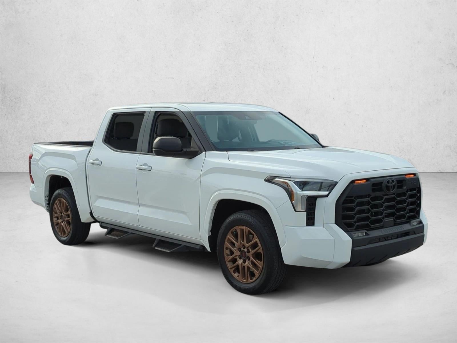 2024 Toyota Tundra 4WD 4WD SR5 CrewMax 5.5' Bed (Natl)