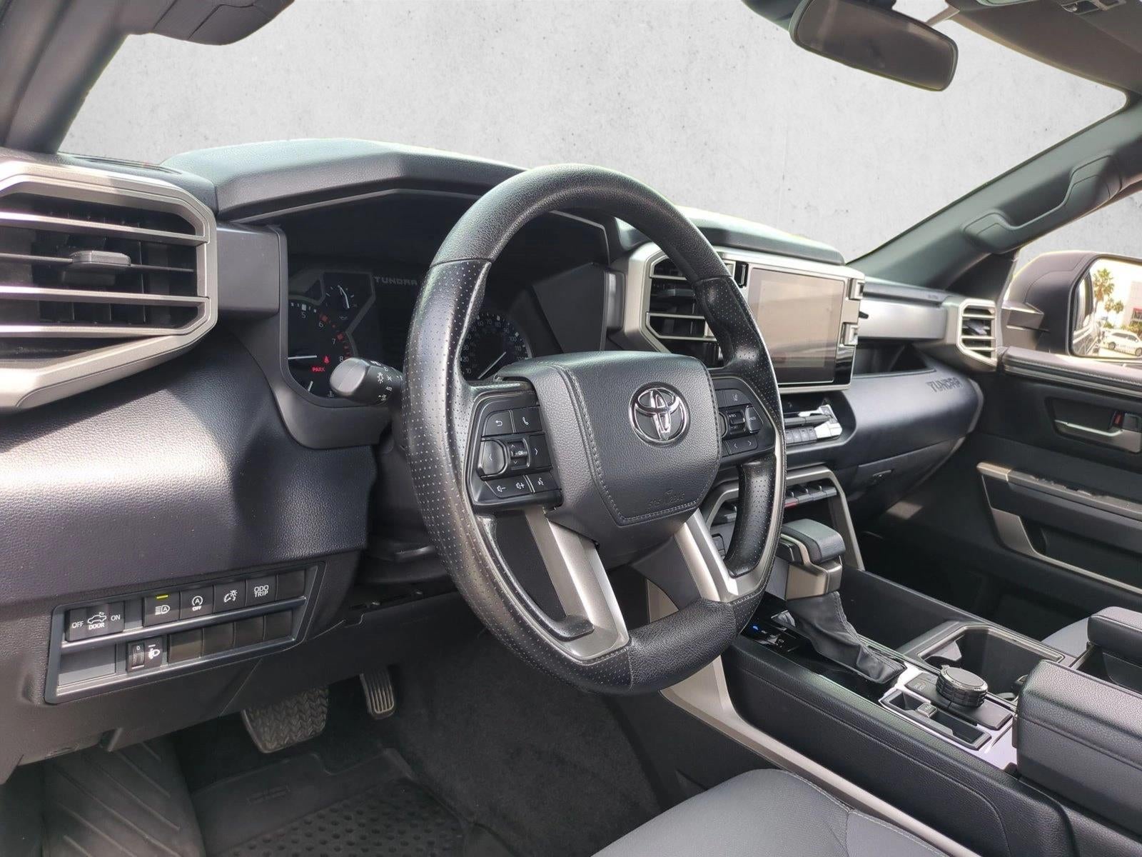 2025 Toyota Tundra 4WD 4WD SR5 CrewMax 5.5' Bed (SE)